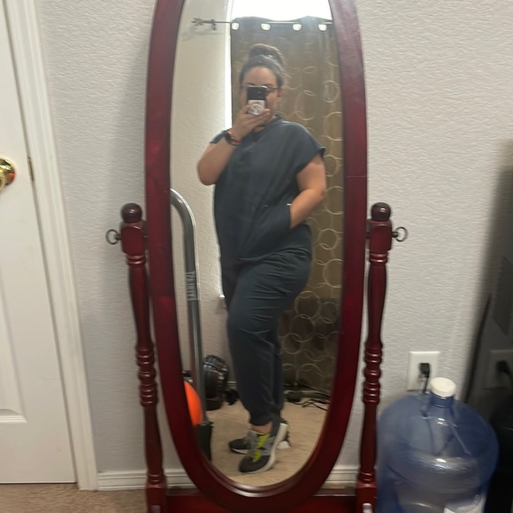 Figs Dark Harbor (Dark Navy Gray) Oversized top. - Picture 6 of 8